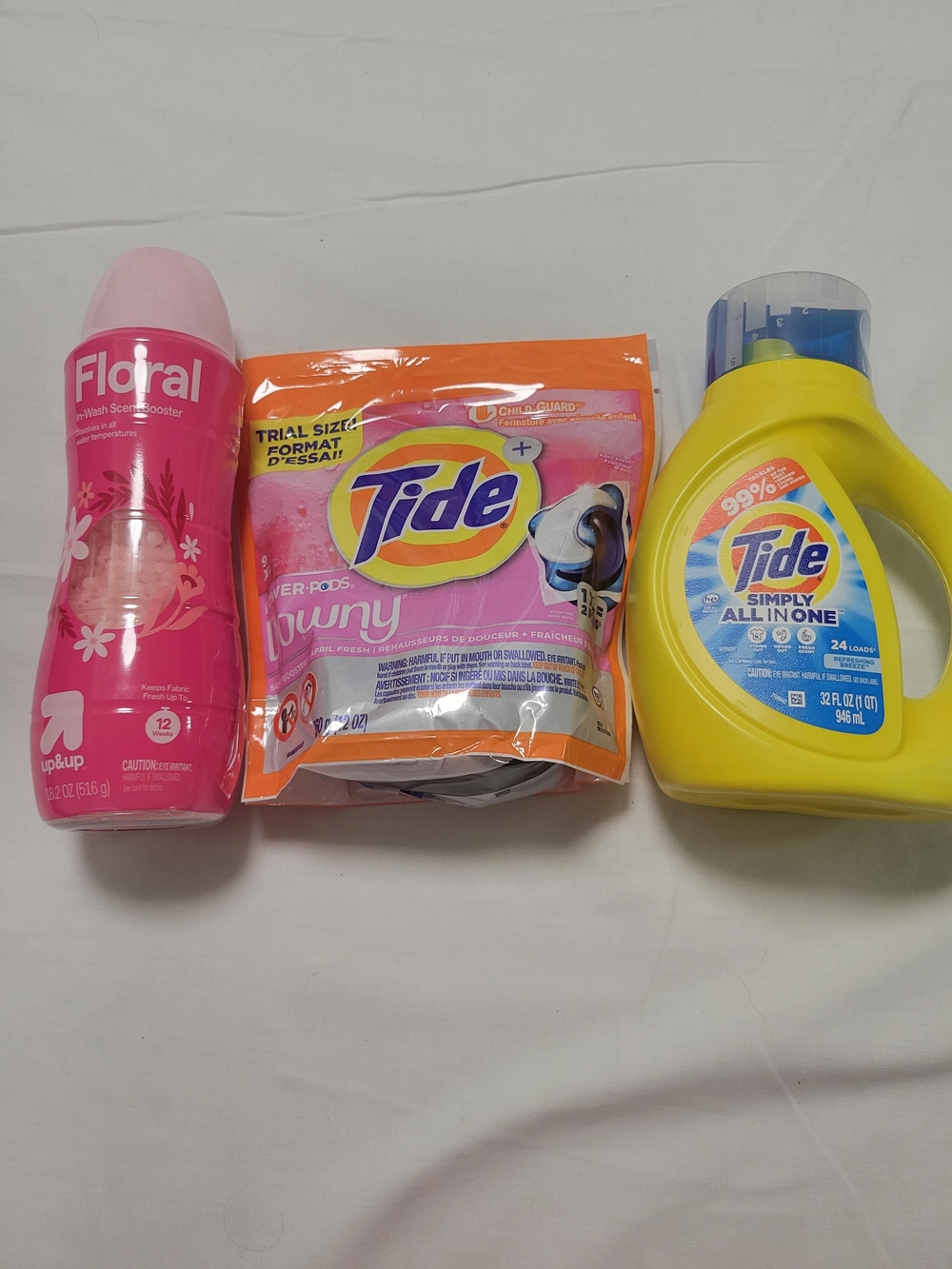 Simply All-in-One Yellow Laundry Detergent - Kids Bath, Skin & Hair